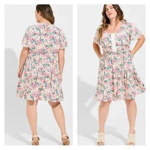 Floral Short Sleeve Dress Torrid Plus Size 2X NWT